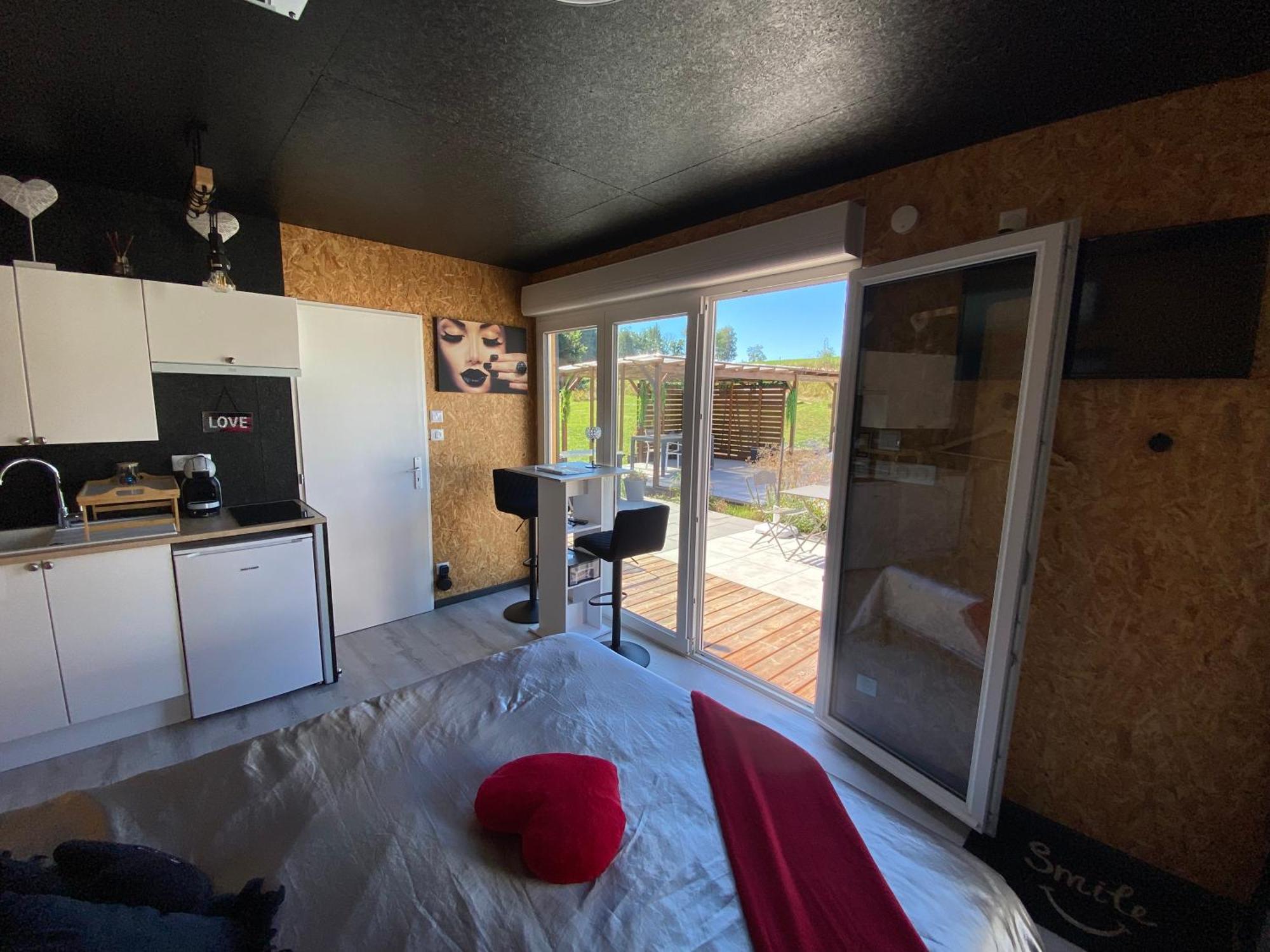 Mini Love Room Jacuzzi Privatif Urimenil Exterior photo